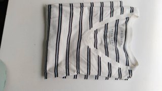 Camiseta de manga corta. Talla S