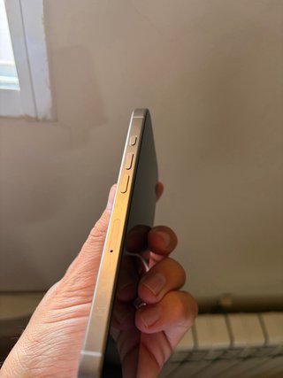 iPhone 16 Pro 128GB Titanio Natural