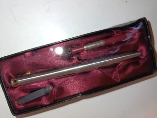 Lotto di 12 penne stilografiche vintage