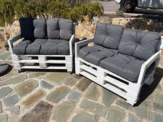 2 Bancos Palet Exterior con Cojines y ruedas