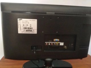Google Chromecast HD y TV Samsung HD