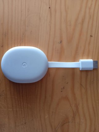 Google Chromecast HD y TV Samsung HD