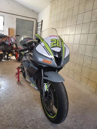 Honda CBR 600RR 2008 Circuito Extras y rodada