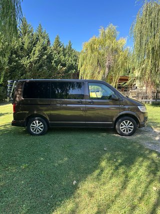 Volkswagen Caravelle T6 2.0 TDI 150 CV DSG · 9 pla