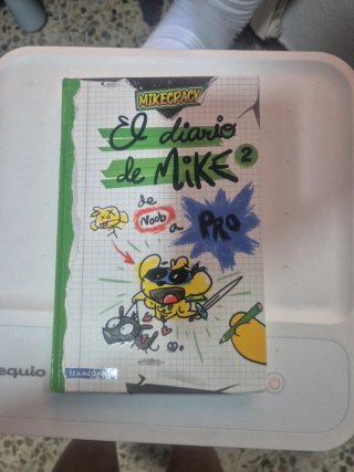 Varios libros juveniles
