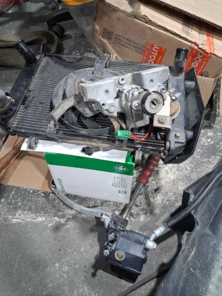 Suzuki GSR 600 Despiece