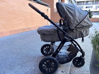 Kinderkraft Moov Capazo + Silla Coche Gris