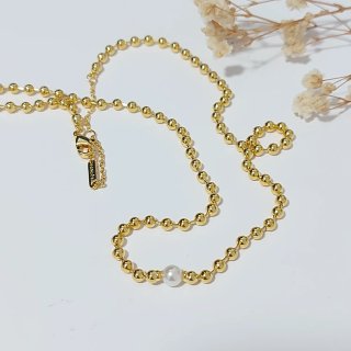 Collar Pandora Bolitas Perla Dorado