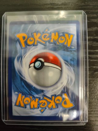 Carta Pokémon Charizard VMAX Gigantamax en inglés