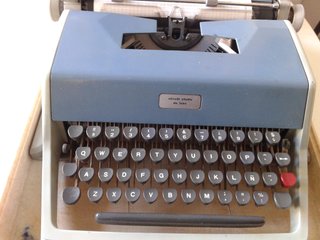 Máquina de escribir Olivetti Studio de Luxe