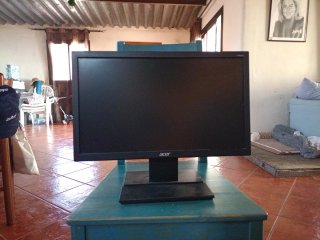 Monitor Acer Negro y Azul