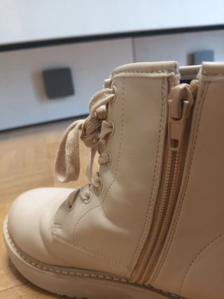 Botines Mustang MTNG Beige Talla 37