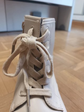 Botines Mustang MTNG Beige Talla 37