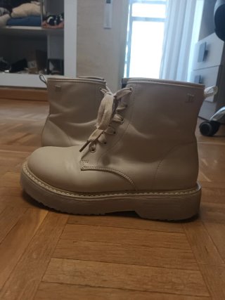 Botines Mustang MTNG Beige Talla 37
