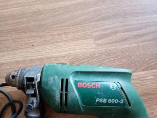 Taladro percutor Bosch 600W