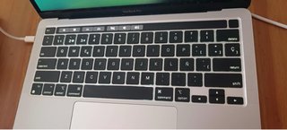 MacBook Pro 13” Apple en buen estado y funcionando