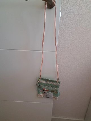 Bolso infantil verde y rosa