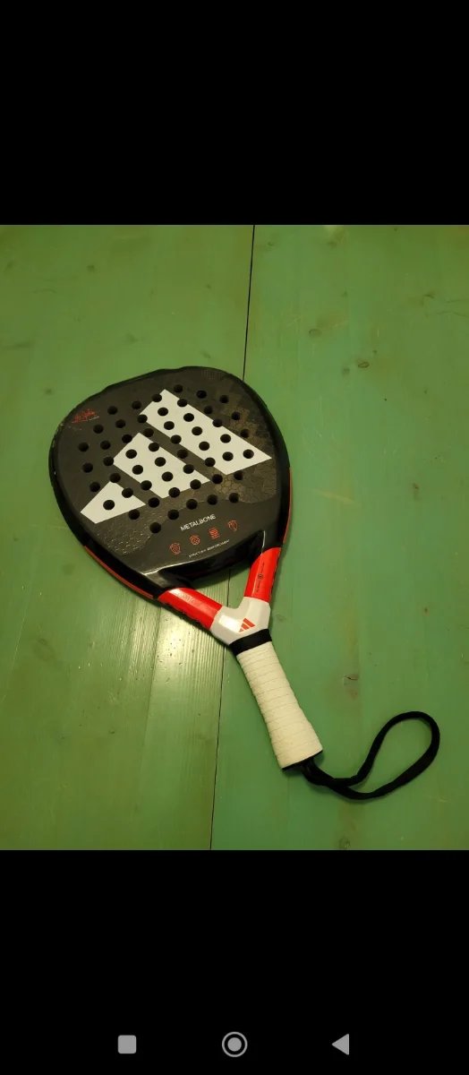 Foto del anuncio de segunda mano: Pala Adidas Metalbone