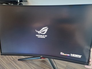 Monitor Curvo ASUS ROG Strix XG32VQR 32