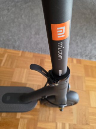 Patinete Eléctrico Xiaomi Mi Scooter S1