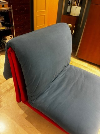 Sofá Cama Azul y Rojo