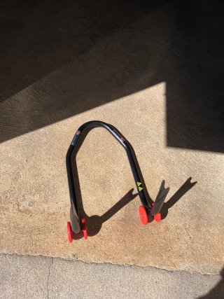 Caballete trasero moto Vector V SIN ESTRENAR