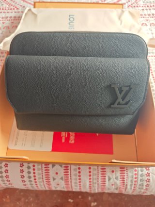 Borsa da uomo nero Louis Vuitton