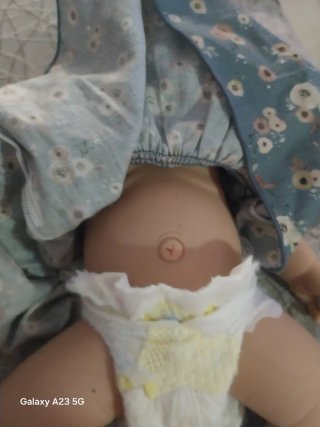 Muñeca de silicona entera