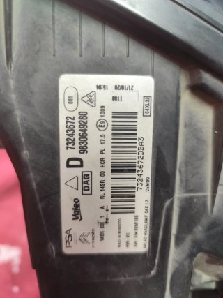 Citroen C4 III e-C4 Faro Derecho  9830649280