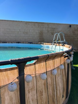 Piscina 5,49m x 1,22 + depuradora arena + armario