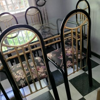 Mesa de comedor de cristal y 6 sillas