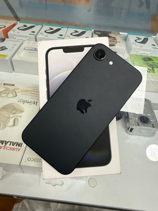 iPhone 16e 128GB Negro Batería 100%
