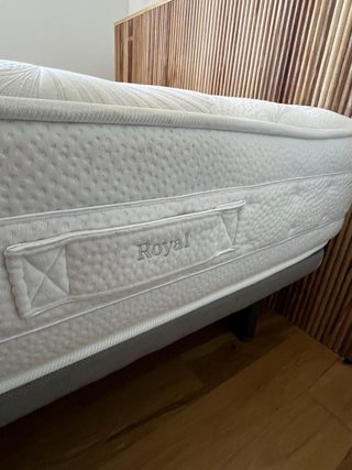 Colchón Royal 135 + Base Cama