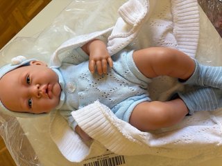 Muñeco bebé reborn niño