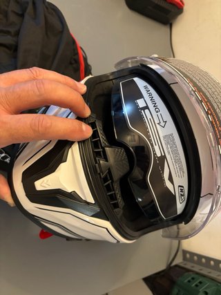 Casco NZI Blanco y Rojo
