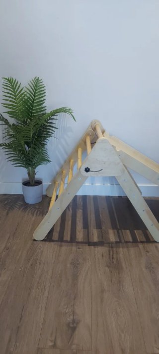 Triangolo di arrampicata in legno stile Montessori Pikler