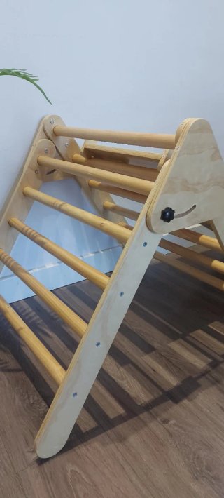 Triangolo di arrampicata in legno stile Montessori Pikler