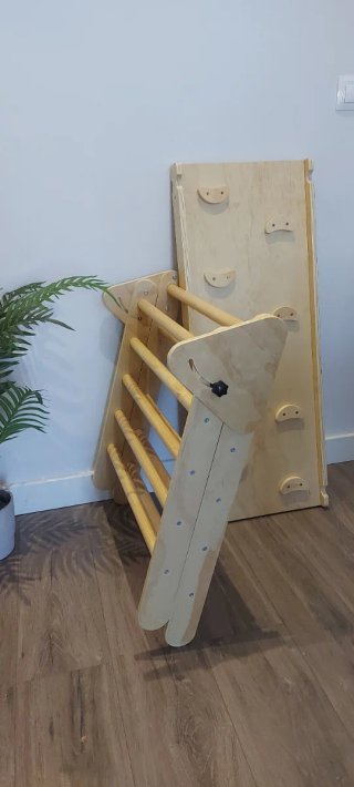 Triangolo di arrampicata in legno stile Montessori Pikler