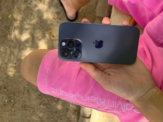 iPhone 14 Pro Morado