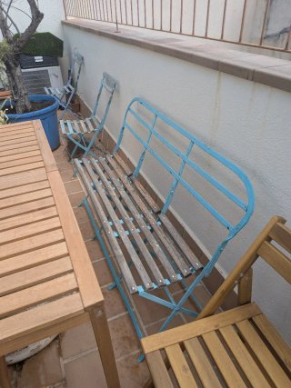 Silla plegable vintage azul y madera