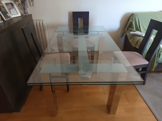 Mesa de comedor cristal y metal