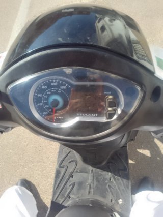 Peugeot Scooter Blanca