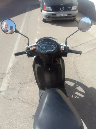 Peugeot Scooter Blanca