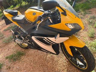 Yamaha YZF 125cc Deportiva