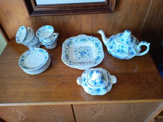 Cartuja de Sevilla Vajilla Flores Azules