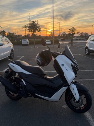 Yamaha NMAX 125 - 2025