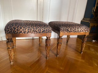 Pareja banquetas neoclásicas S.XX