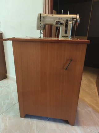 Máquina de coser Wertheim Rapida S.A.