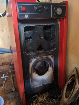 Caldaia Gasolio Roca Kadet-tronic 3R Rossa