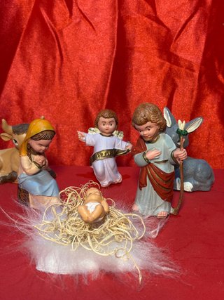 Nacimiento completo antiguo + ángel